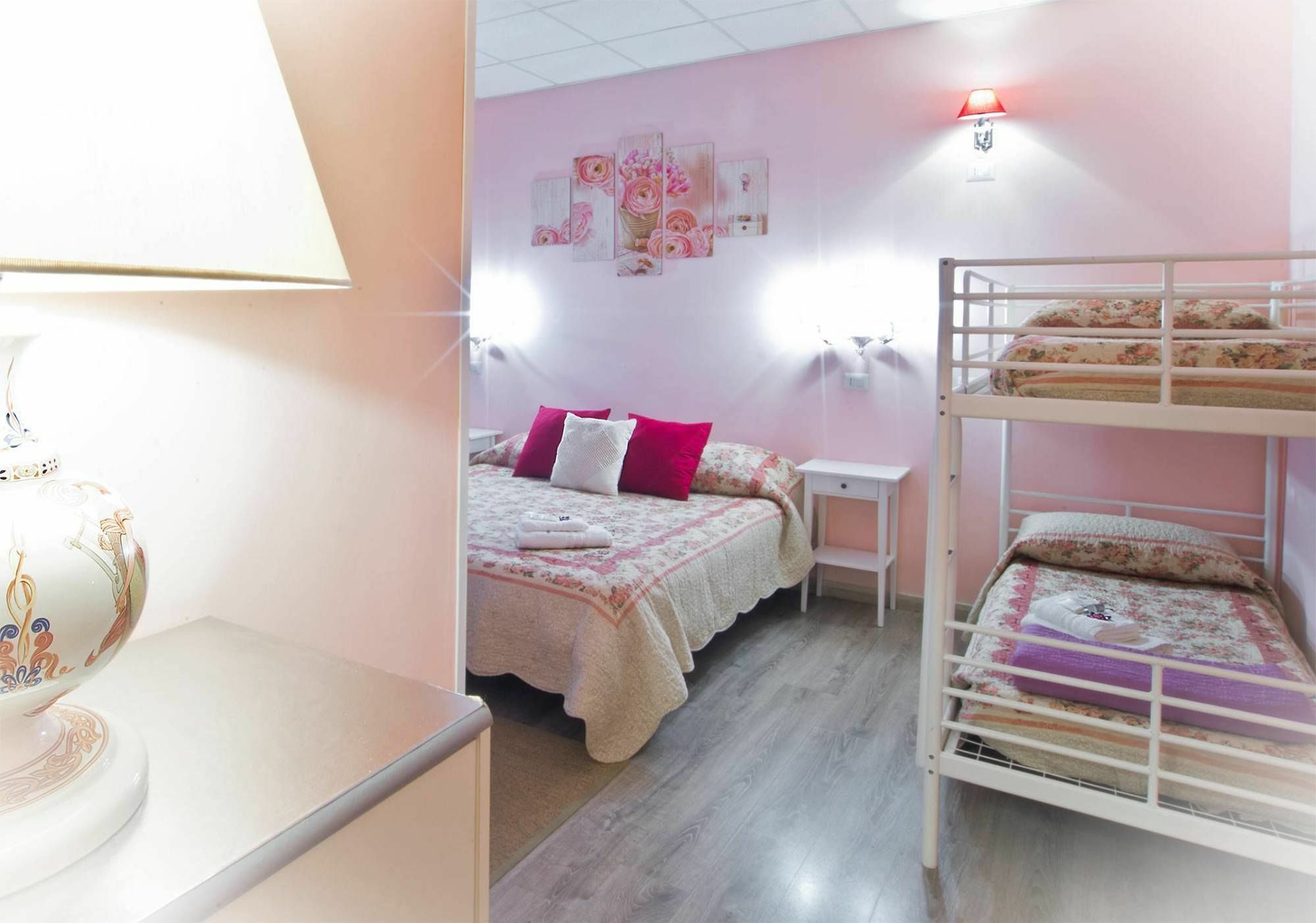 Vatican Rooms Accommodation Roma Exterior foto
